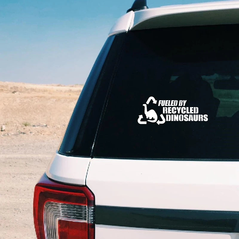 "Fueled By Recycled Dinosaurs" 4x4 Off-Road Vinyl Decal – Funny Die-Cut Car Window Sticker (19×8cm)